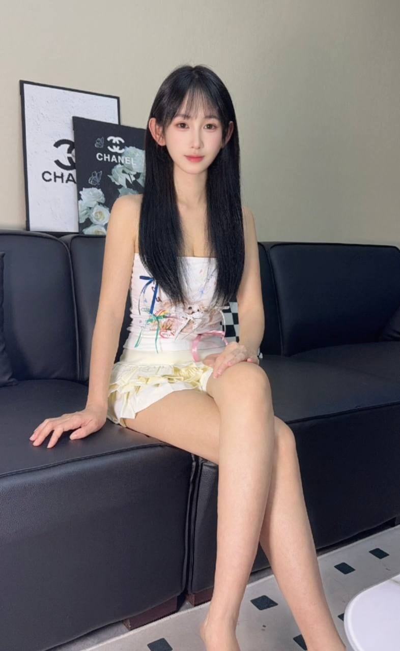 上海市浦东新区新茶到店极品少妇人妻护士有公寓的公开照片